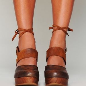 Free people Belmont clogs 37